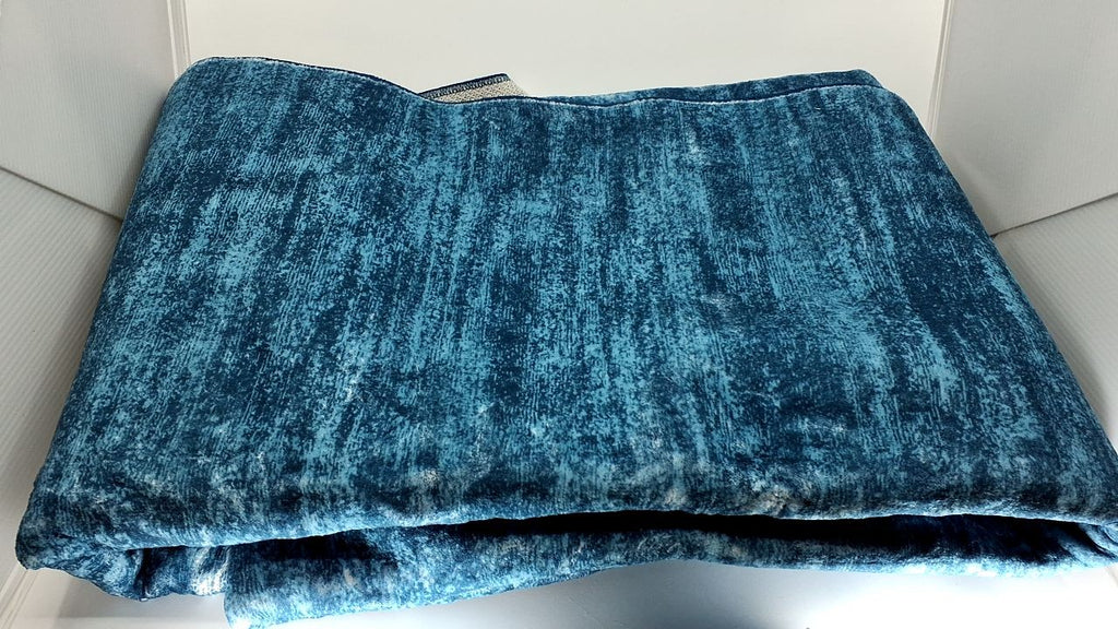 Modern 5' x 7' Area Rug, Solid Teal, Non-Slip, Low Pile for Living Room