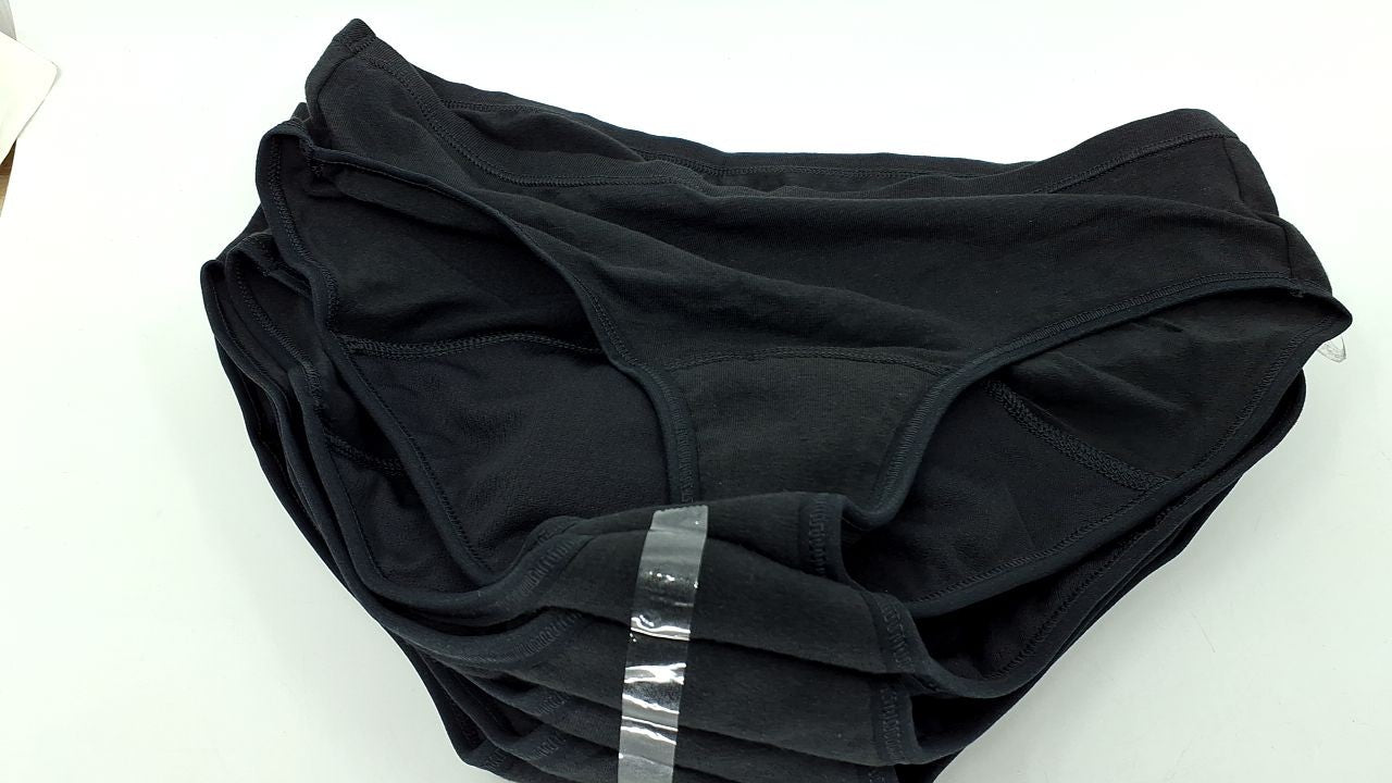 Hanes Girls' Period Panties 6-Pack Black Hipster Moderate Protection Size 16