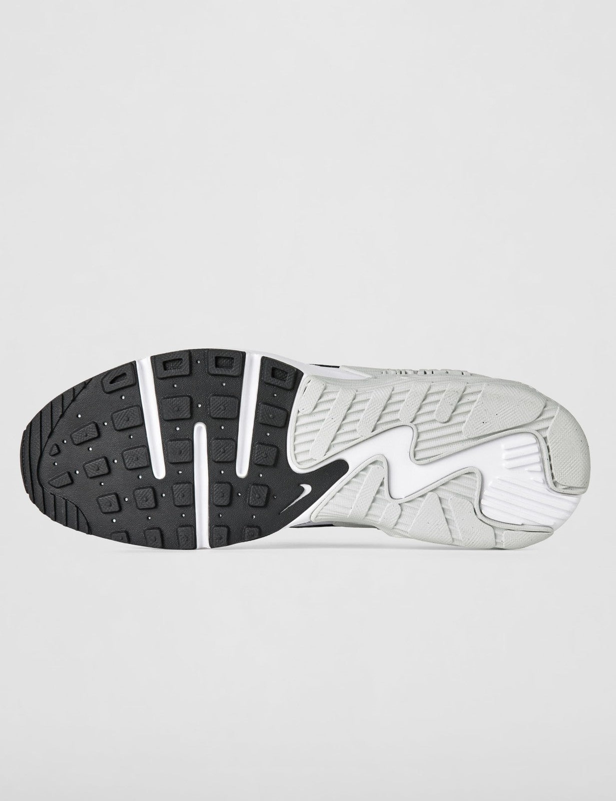 Nike Women's Air Max Excee White/Black/Pure Platinum 9 Medium