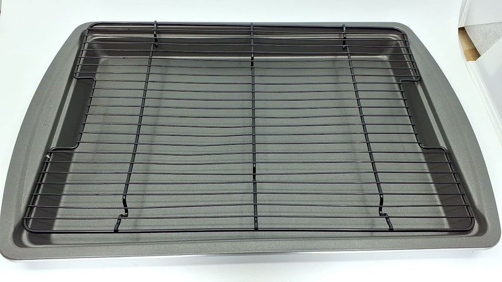 15x10.5 Nonstick Bakeware Set w/ Wire Rack for Baking & Cooling