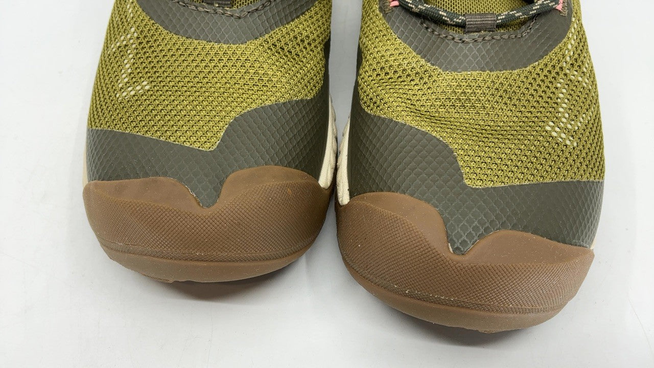 KEEN Women's NXIS Evo Mid Hiking Boots, 9 US, Olive Drab/Silver Birch