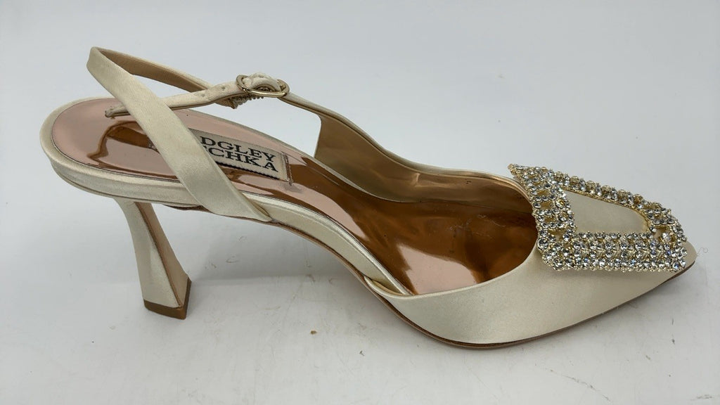 Badgley Mischka Women's Enida Pump Size 5