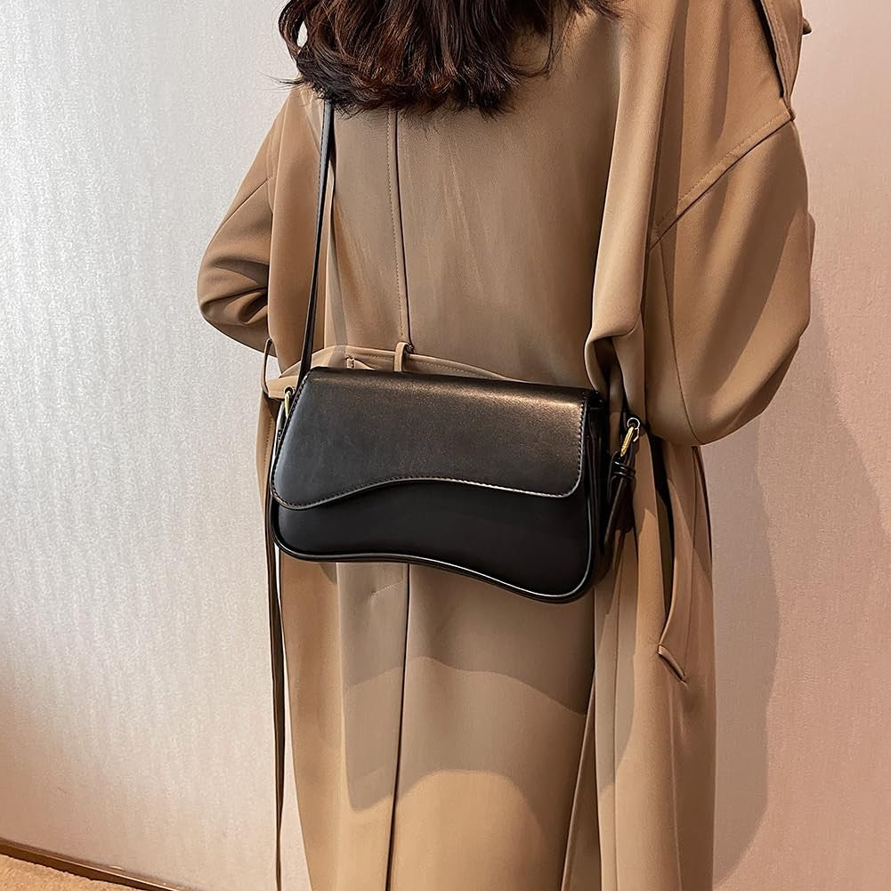 *Zipper Needs Repair* Small Y2K Shoulder Bag Women Faux Leather Crossbody Clutch