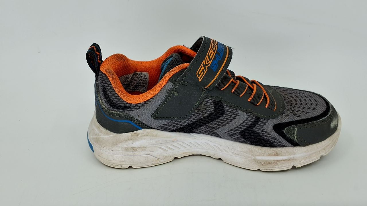 Skechers Kids Boys Tri-Namics Sneaker, Charcoal/Orange,12 Little Kid