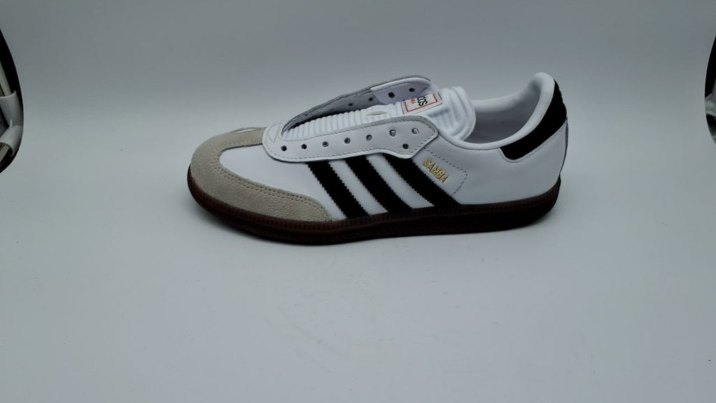 adidas Unisex-Adult Samba Indoor, White/Black/Vivid Red, 5