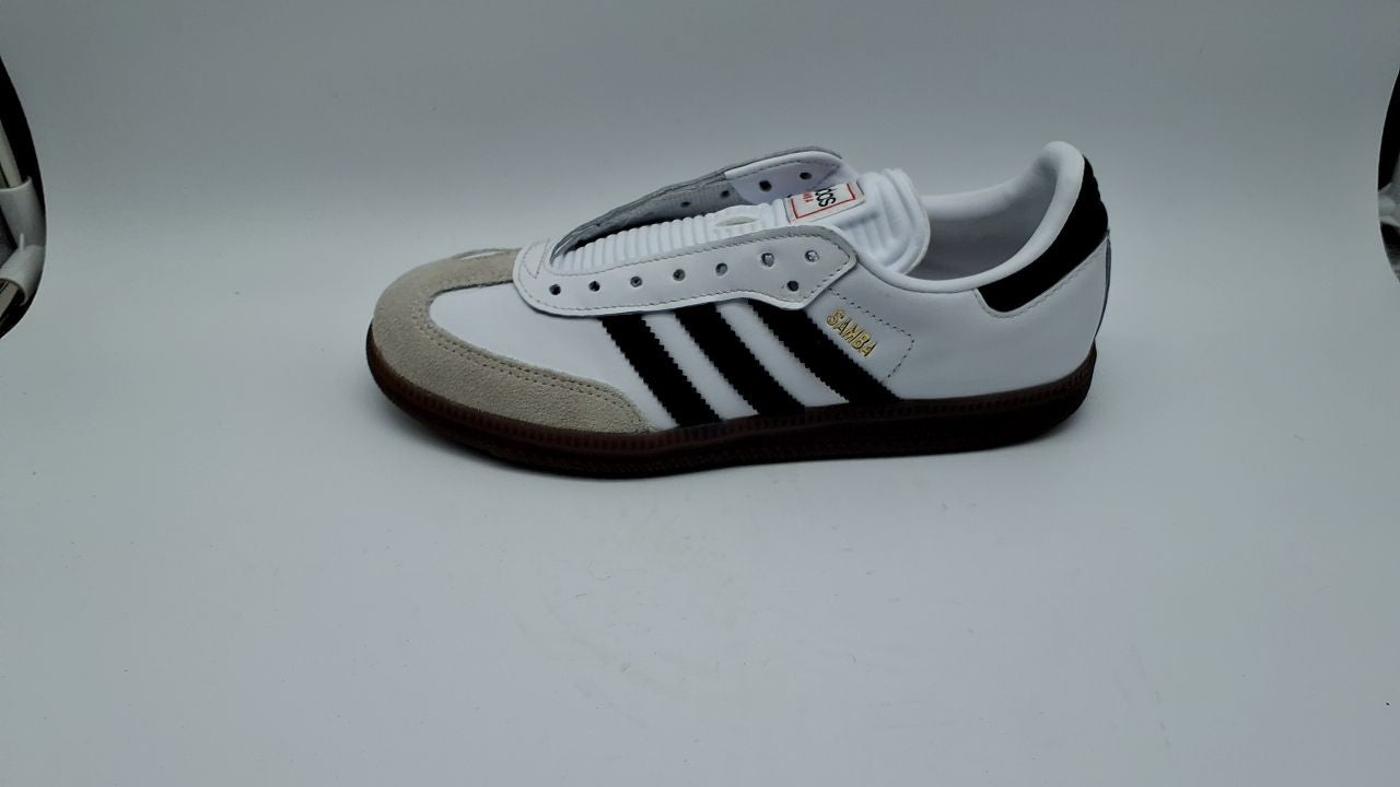 adidas Unisex-Adult Samba Indoor, White/Black/Vivid Red, 5