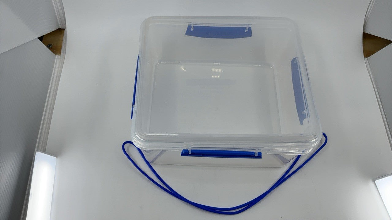 5L Sistema KLIP IT Food Storage Container, Stackable, Clear w/ Blue Clips