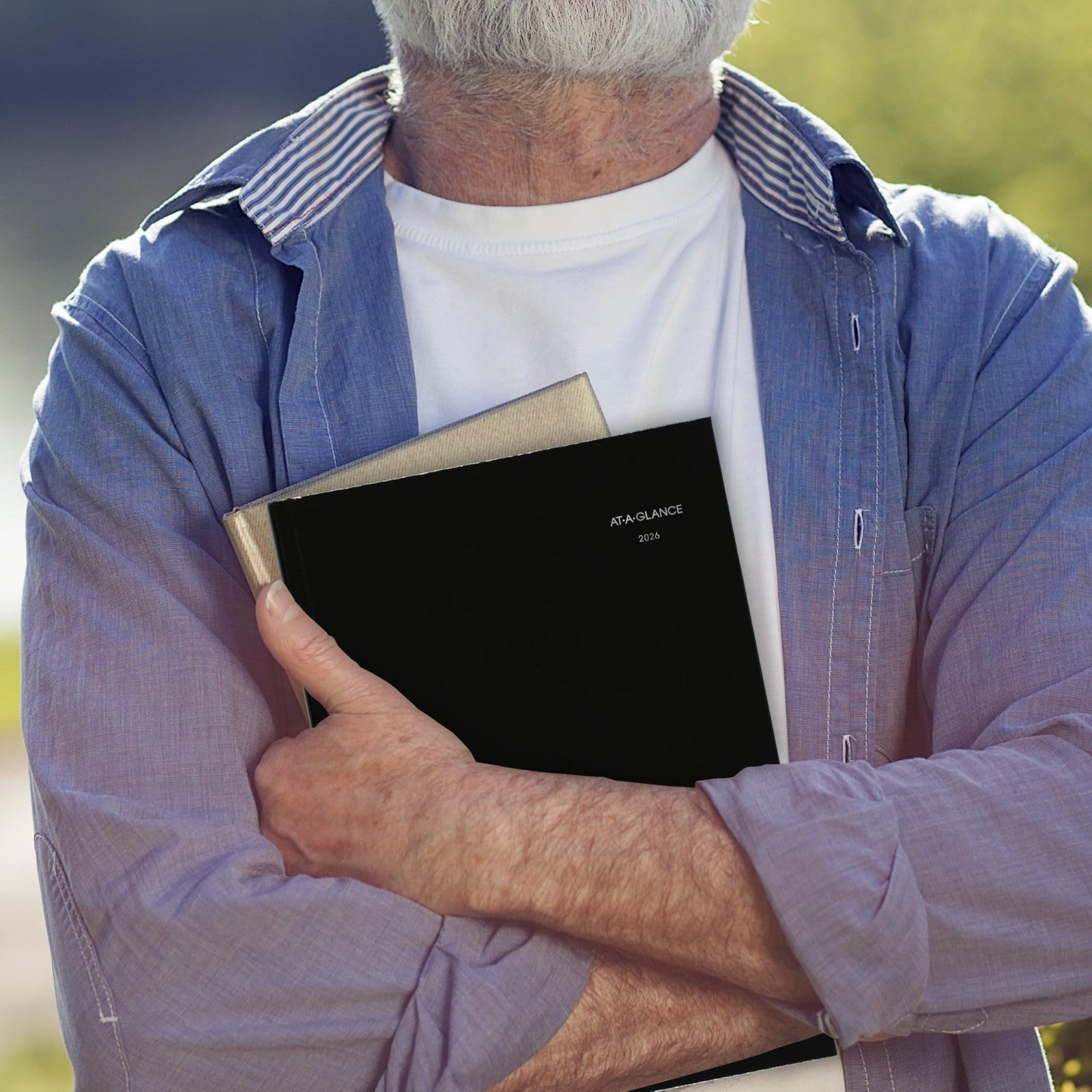 2026 AT-A-GLANCE Monthly Planner, Large 8x11.75, Black Hardcover