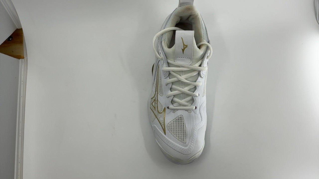 Mizuno Wave Momentum 3 Women's Volleyball Shoe, White-Gold, 6