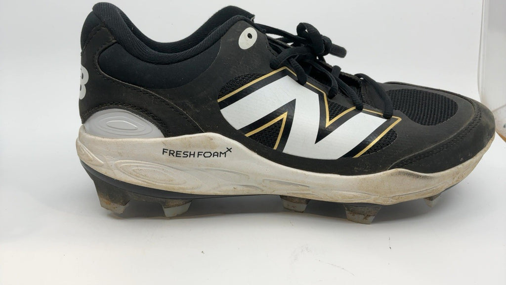 New Balance Men's Fresh Foam 3000 V7 Molded Baseball Shoe, Black/White, 10