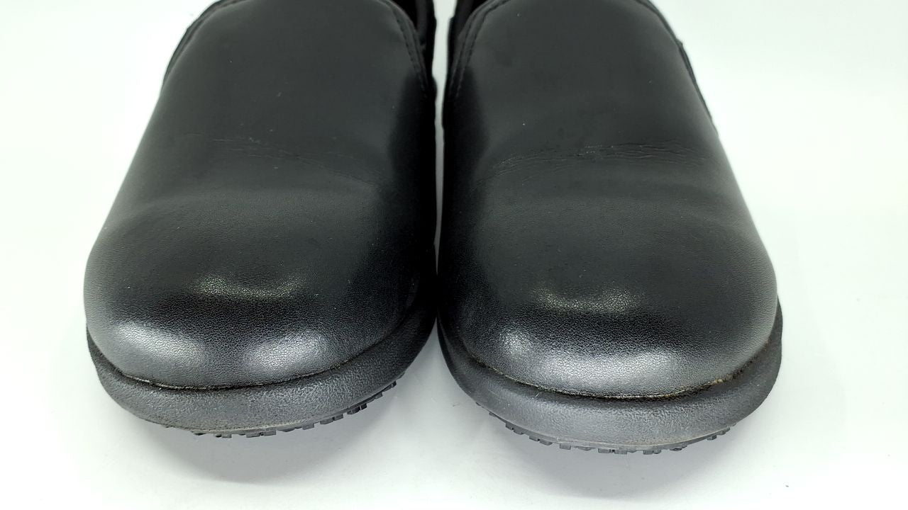 Shoes for Crews Women's Quincy Sneaker, Black. 10