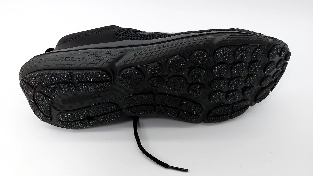 **needs repair** Under Armour Men's Charged Assert 10, Black, 10, US