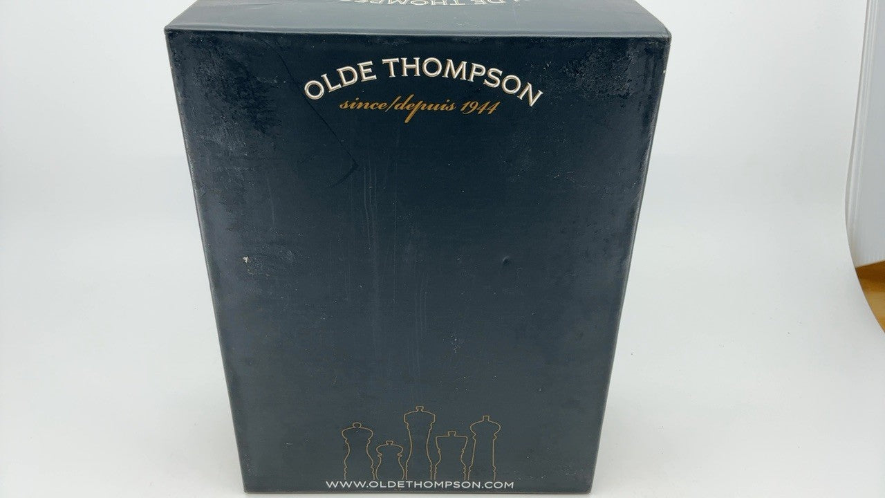 Olde Thompson Del Norte Peppermill and Salt Shaker Set