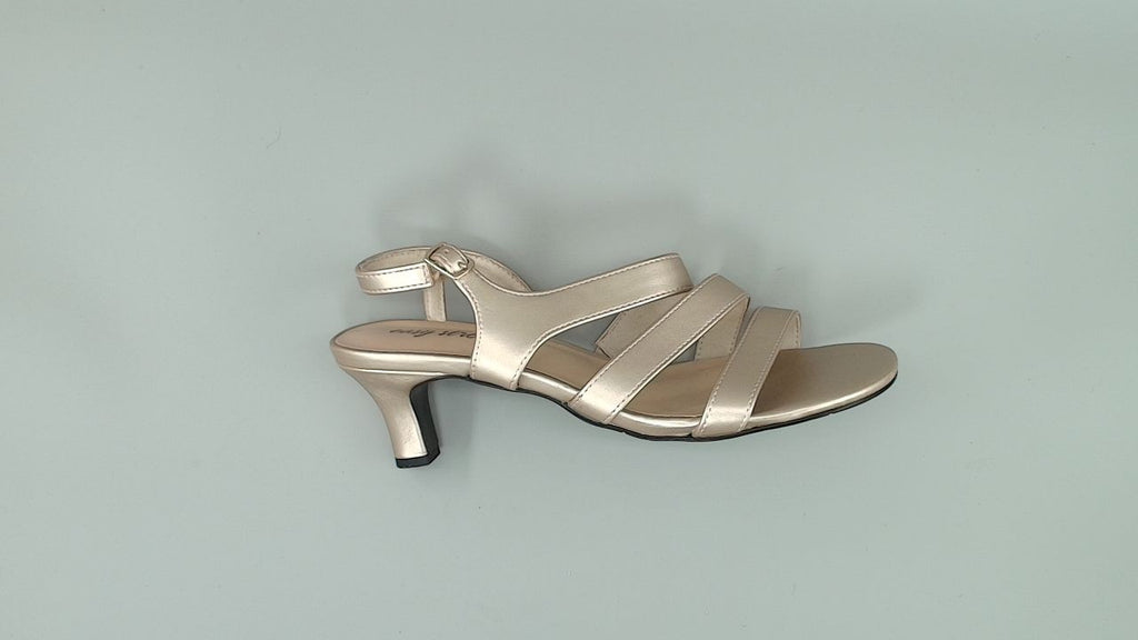 Easy Street Women's Como Heeled Sandal, Champagne, 10