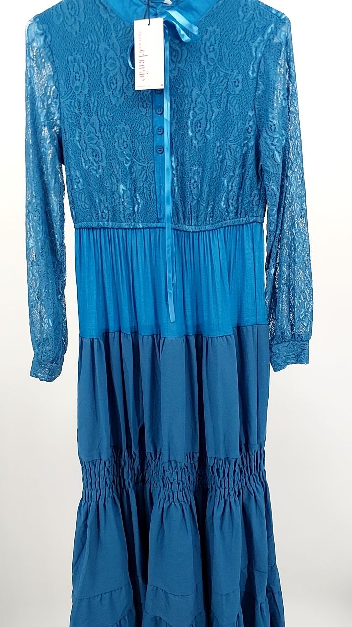 Lace Long Sleeve Maxi Dress
