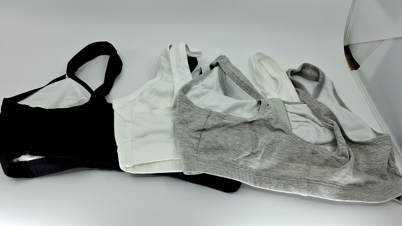 Fruit of the Loom Women's Sports Bra 3-Pack, 34, Black/White/Grey