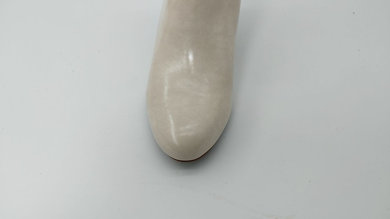 Naturalizer Womens Lottie Ornament Detail Ankle Bootie Porcelain White 8.5 M