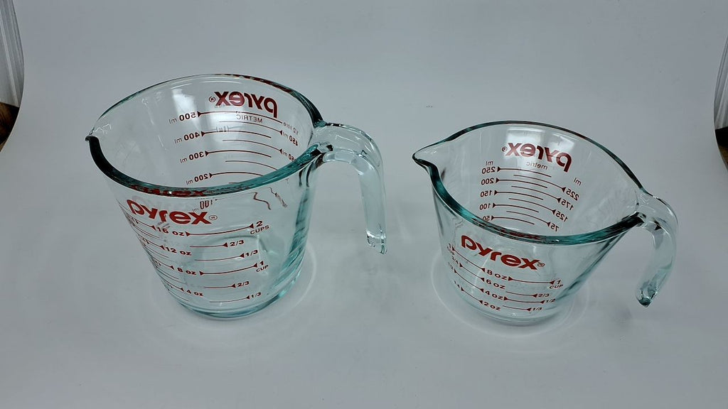 Pyrex 2-Pack Glass Measuring Cups Set, 1 & 2 Cup, Microwave Safe