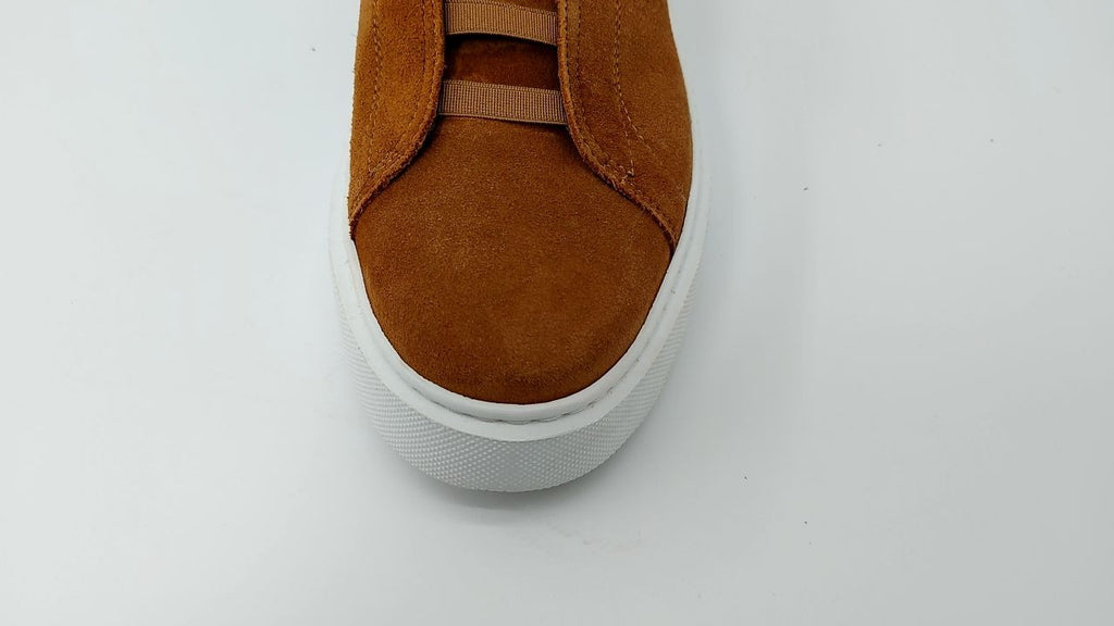 Bruno Magli Mens Lisbon Sneakers Luxuriously Soft Suede, Rubber Sole ,10