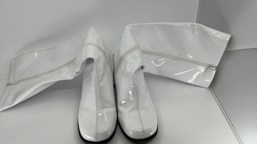 Ellie Shoes Women's Gogo Boot, White, 7 M US