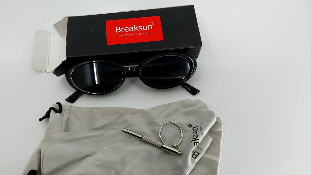 90s Vintage Oval Sunglasses Black/Grey Small Retro Shades for Women & Men