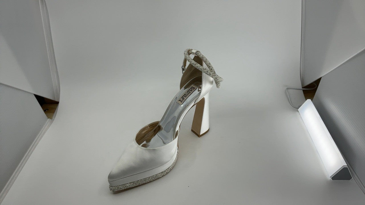 Badgley Mischka Women's Elaina Pump