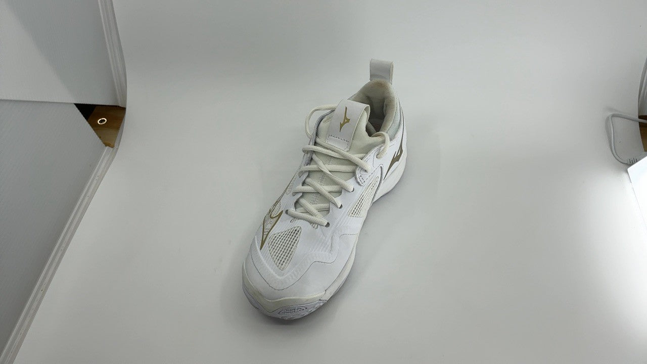 Mizuno Wave Momentum 3 Women's Volleyball Shoe, White-Gold, 6