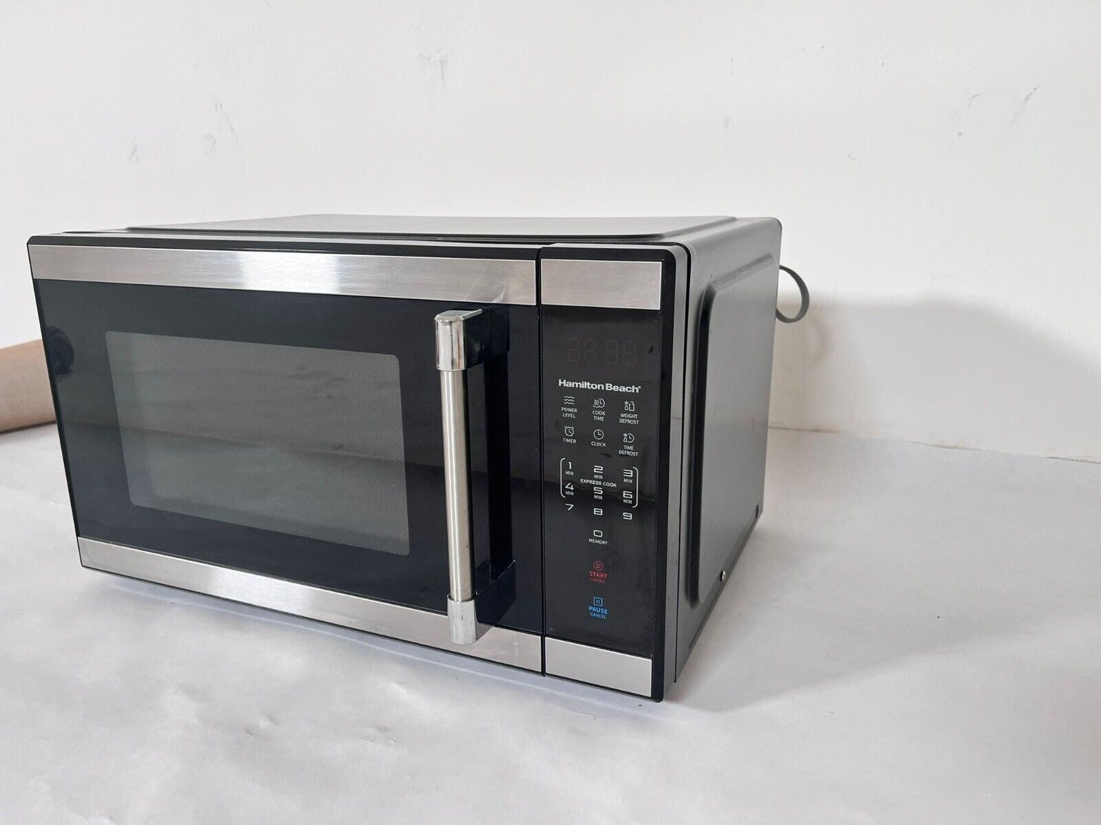 Hamilton Beach 1.1 cu ft Countertop Microwave Ovens in Stainless Steel