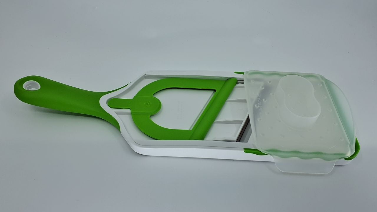 Compact Green Mandoline Slicer - Adjustable Thickness for Fruits & Veggies