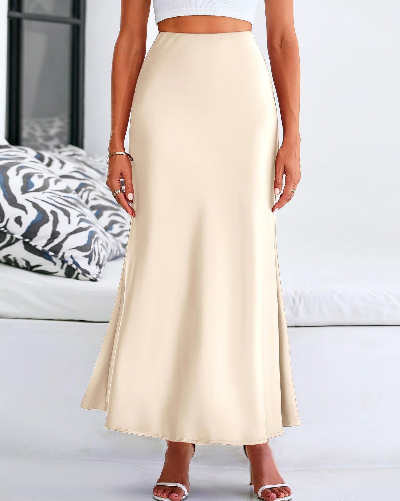 Womens High Waisted Mermaid Skirt, Beige, Small, Cocktail Party