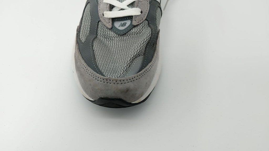 New Balance Men's FuelCell 990 V6 Sneaker, Grey/Grey, 9.5 Wide