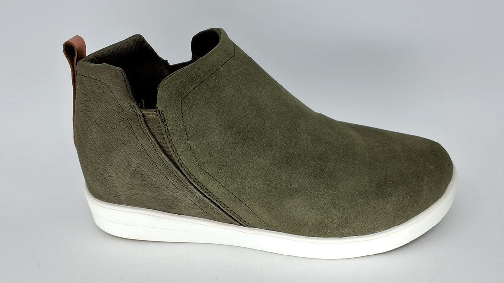 Ryka Women's Vera Sneaker Green 10 W
