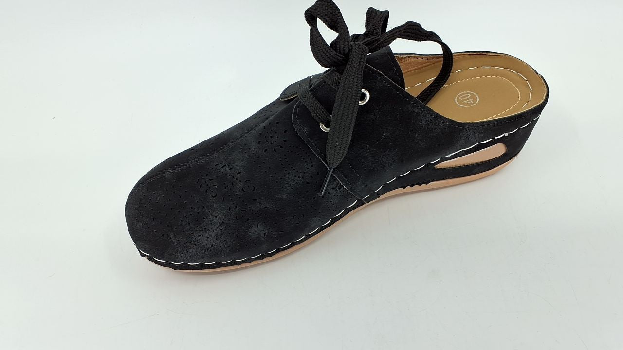 Lace-Up Round Toe Wedge Sandals