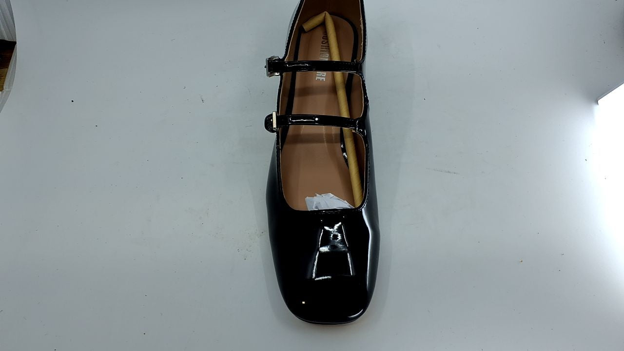 Cushionaire Twiggy Mary Jane Heels Black 8.5W Vegan Patent Leather