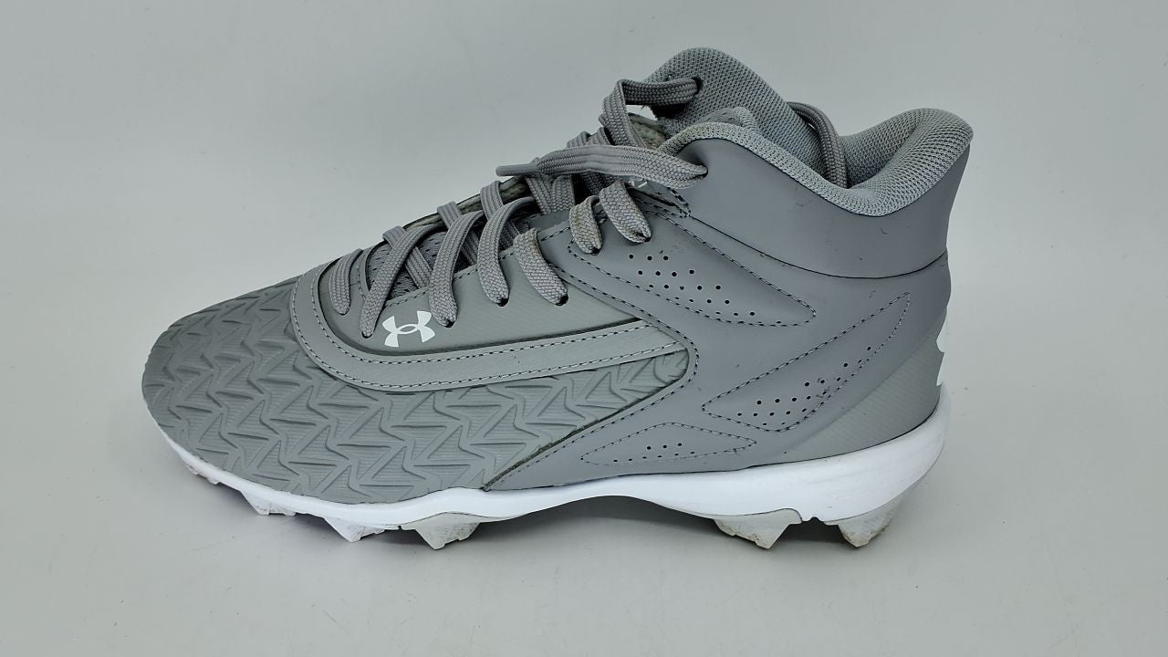 Under Armour Boys' Baseball Cleats, Leadoff Mid RM JR 3.0, Gray, Size 4