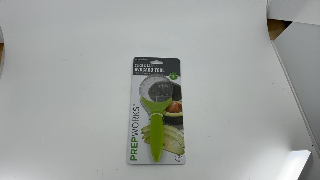 Avocado Slicer w/ Stainless Steel Blades & Ergonomic Handle - Green