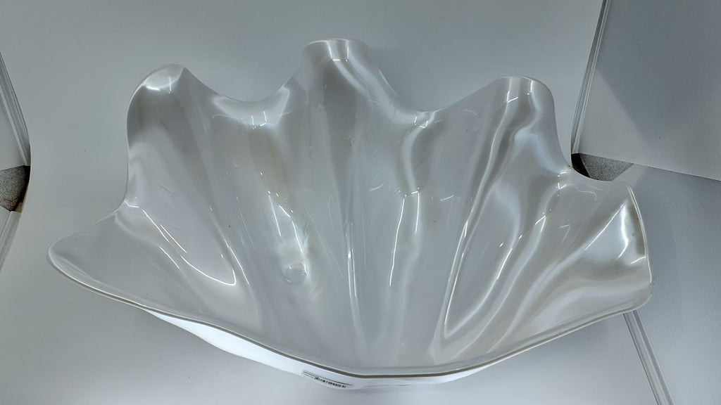 Winco PSBW-5W Shell Bowls, 5-Quart, Pearl,White,Medium