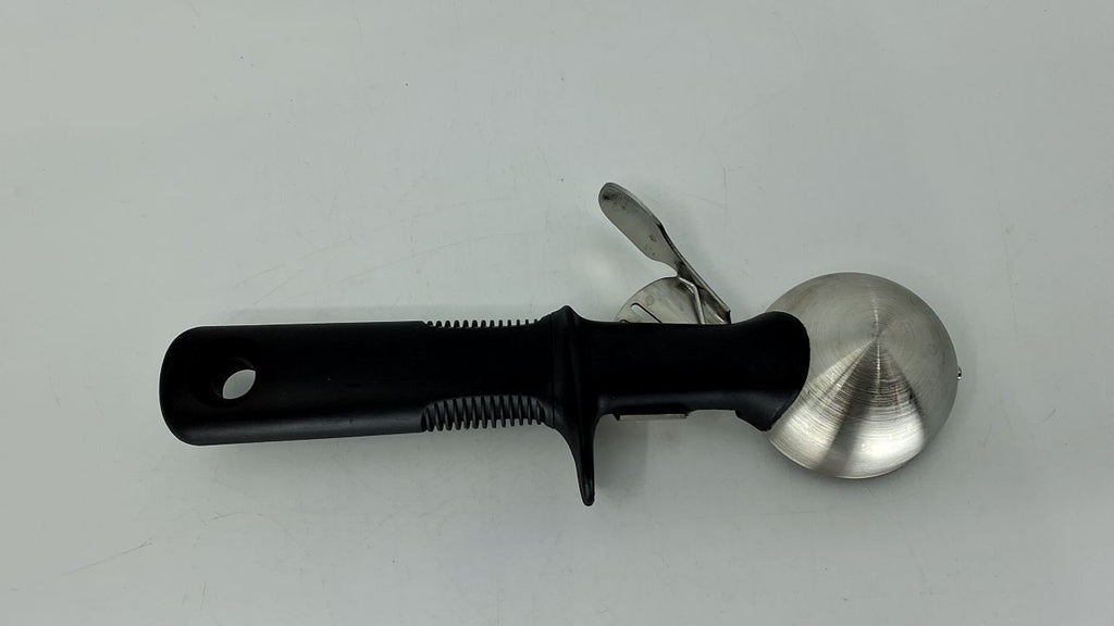 OXO Good Grips Classic Swipe Ice Cream Scoop