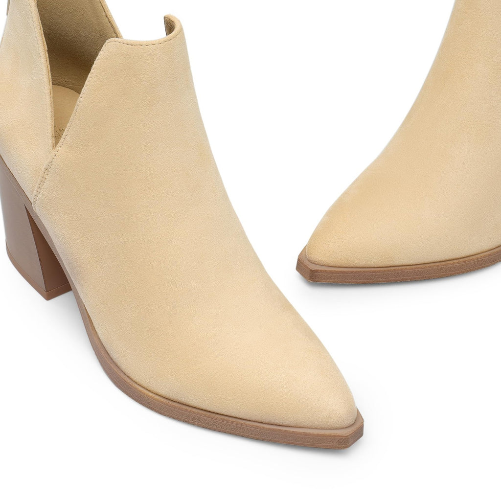 Women's Chunky Heel Ankle Boots 5.5 Nude Suede Pointed Toe