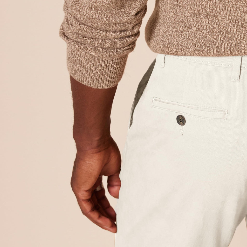 Amazon Essentials Men's Slim-Fit Casual Stretch Chino Pant, Stone, 32W x 31L