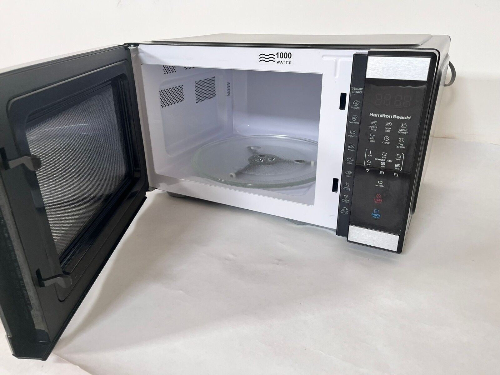 Hamilton Beach 1.1 cu ft Countertop Microwave Ovens in Stainless Steel