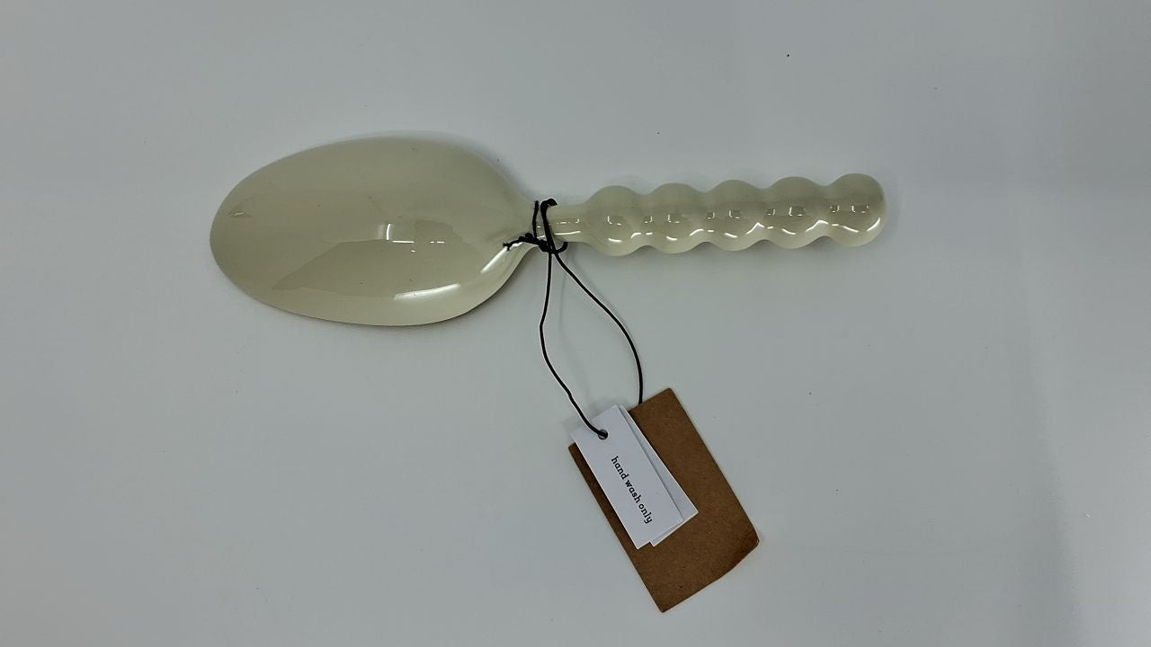 Stylish Enameled Scoop, Gold & Mint, 7.5in Aluminum w/ Ball Handle