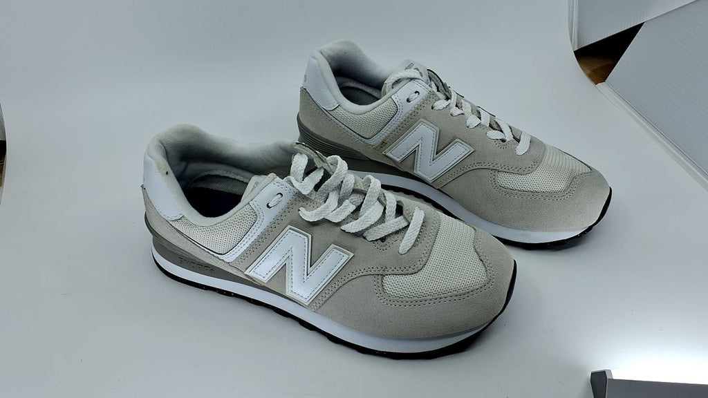 New Balance Women's 574 Core Sneaker, Nimbus Cloud/White, 8.5 Wide