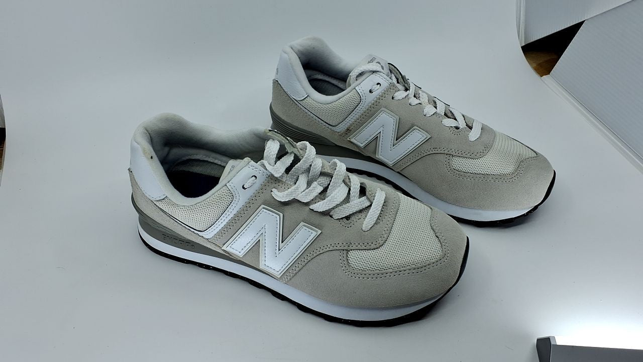 New Balance Women's 574 Core Sneaker, Nimbus Cloud/White, 8.5 Wide