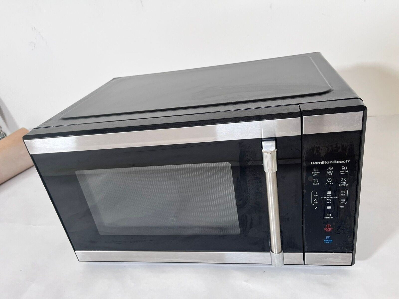 Hamilton Beach 1.1 cu ft Countertop Microwave Ovens in Stainless Steel