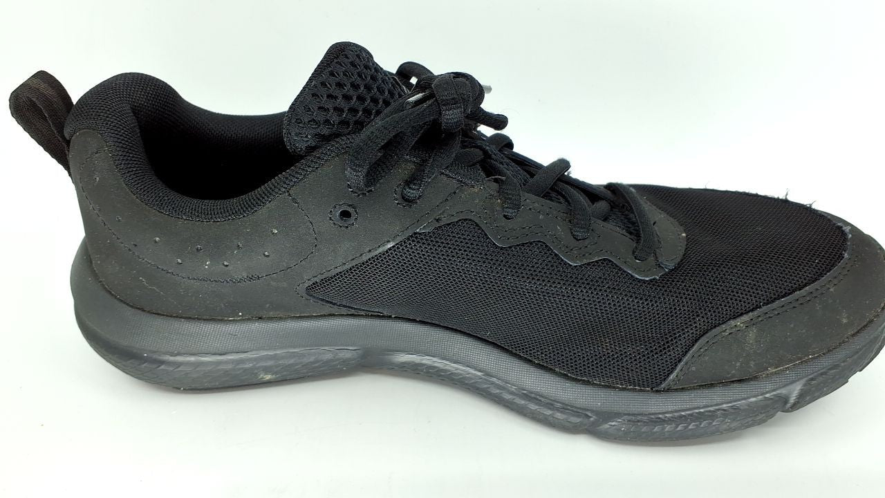Under Armour Men's Charged Assert 10, (004) Black/Black/Black, 10.5, US
