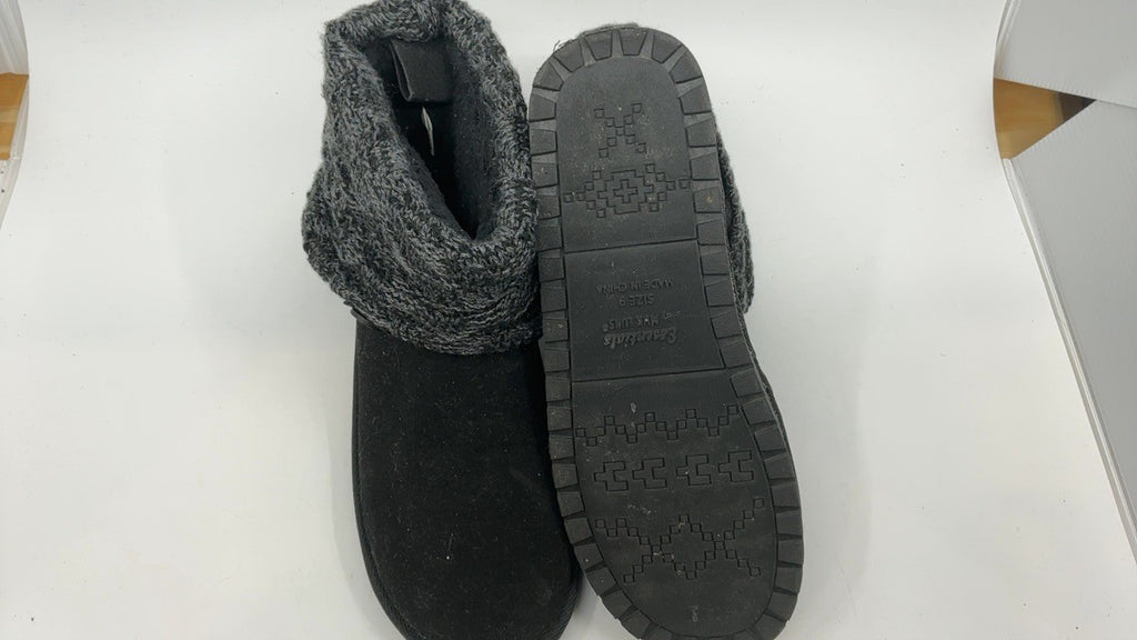 MUK LUKS Women's Laurel, Black, 9
