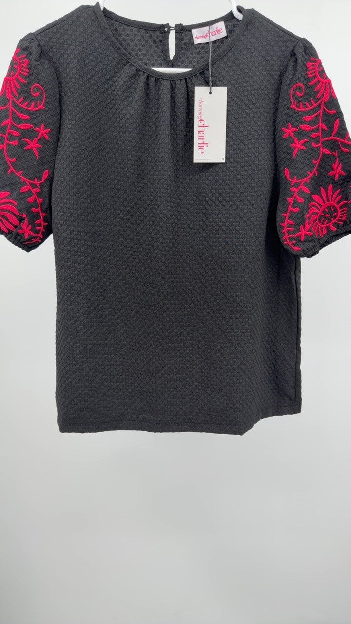 Embroidered Round Neck Short Sleeve Blouse