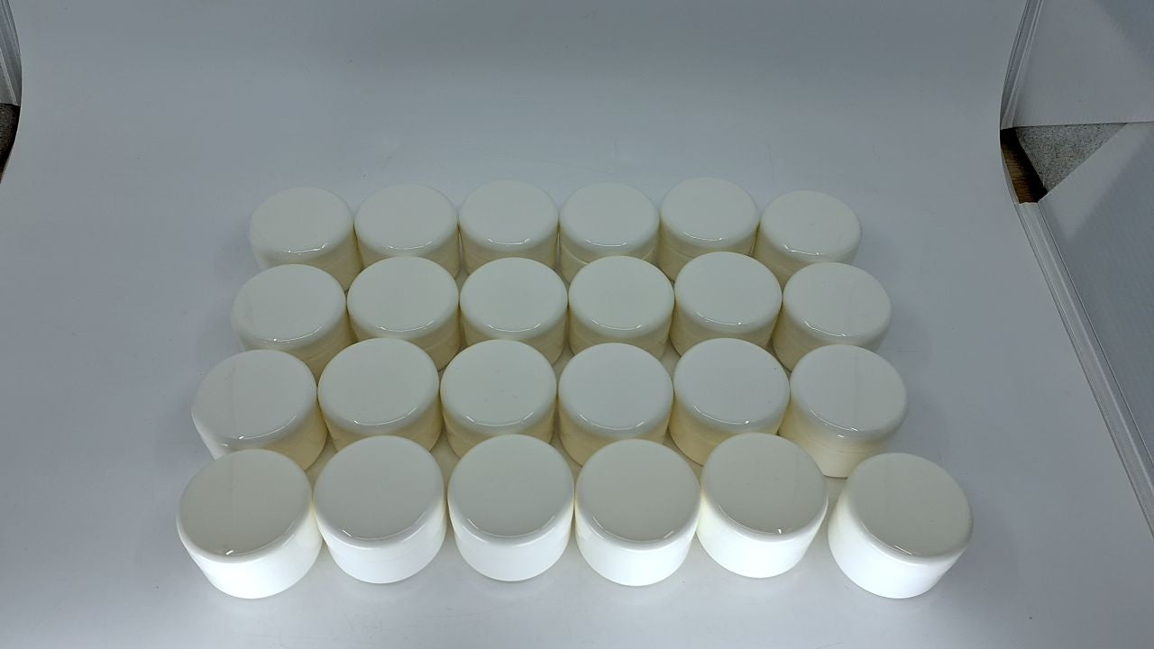 Stalwart 75-STO2003 White 2 Ounce Plastic Jar Containers