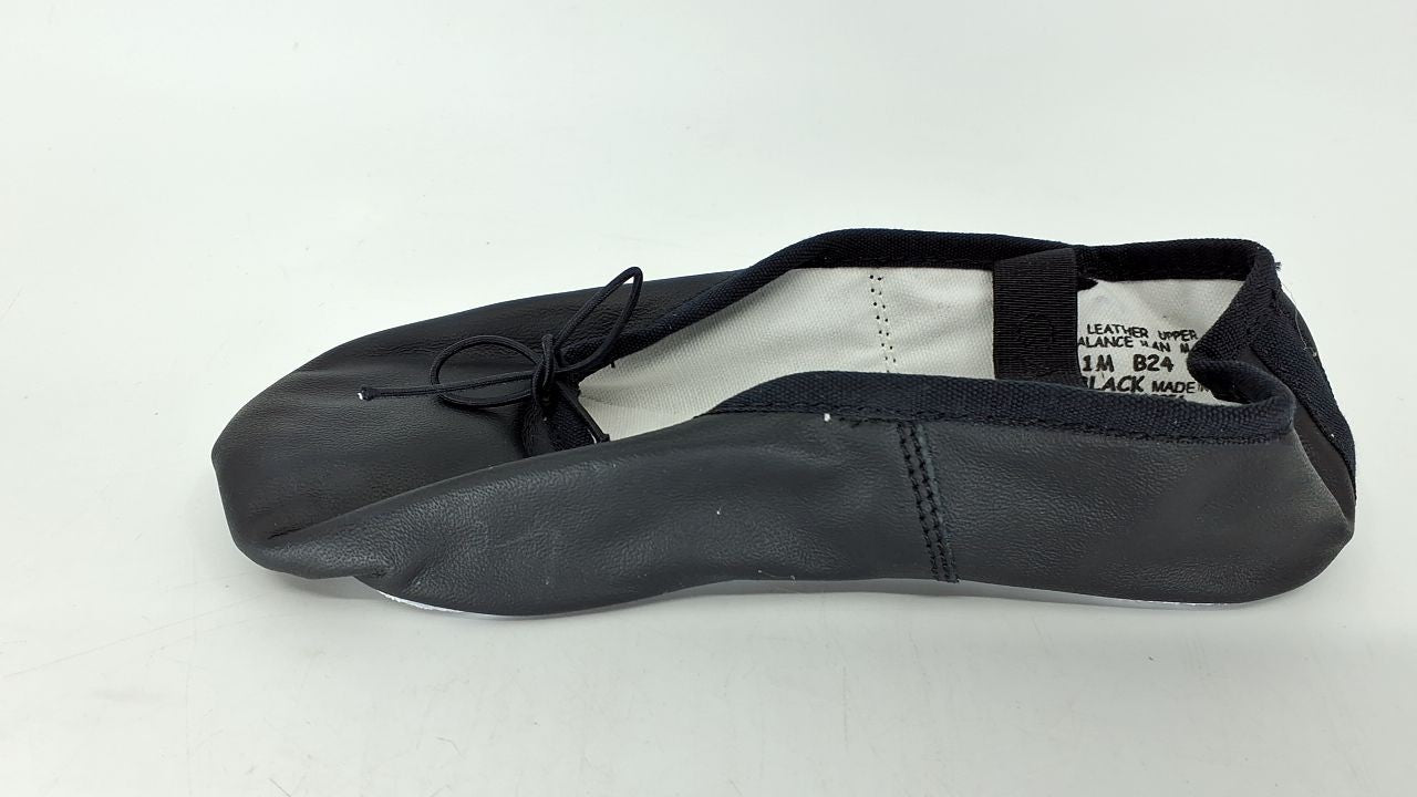 Daisy 205 Ballet Shoe White Leather 1M Little Kid Capezio